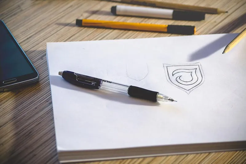 Choisir le nom et le logo de votre entreprise