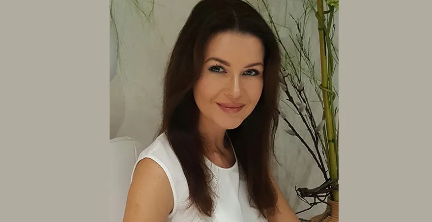 Olena ROMOLAO